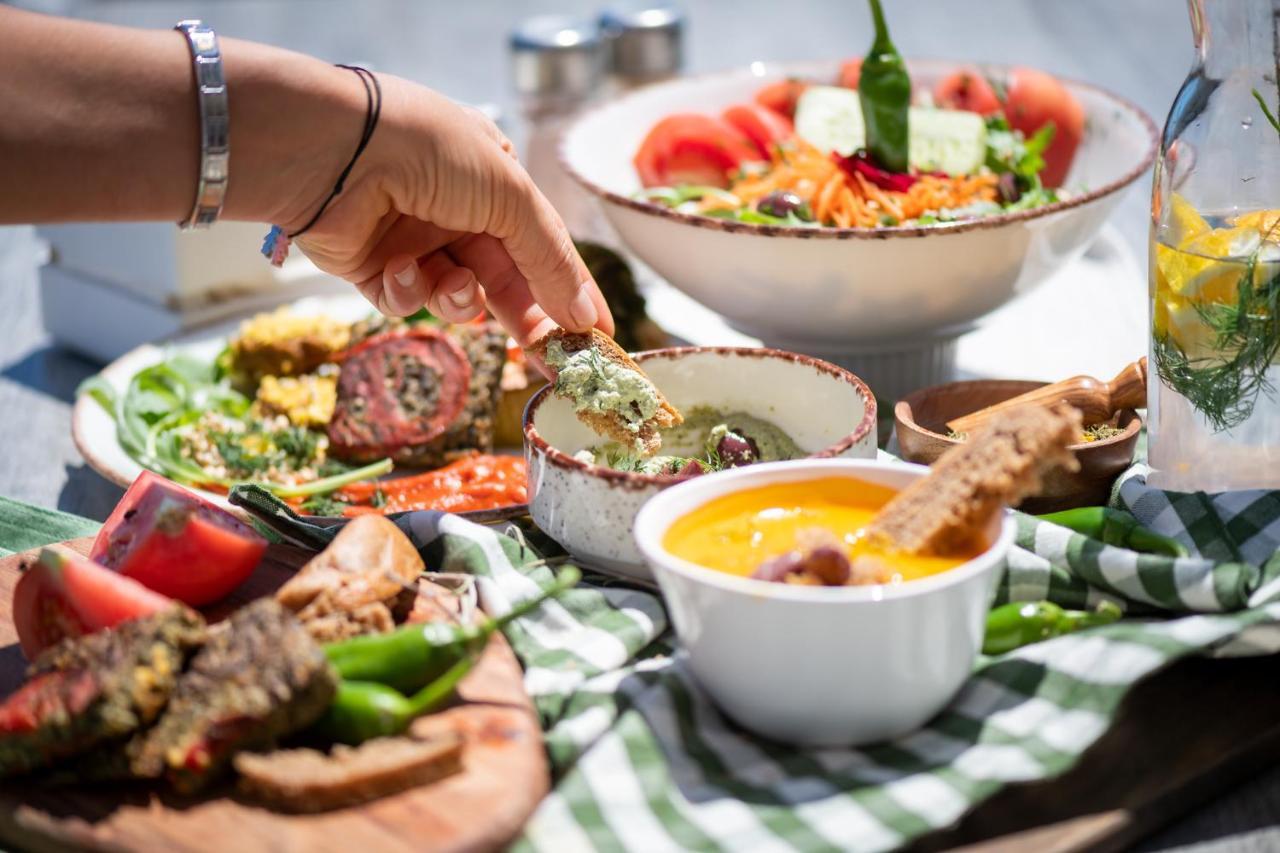 Vita Rama Holistic Hotel And Retreats - Vegan Full Board Obzor Eksteriør billede
