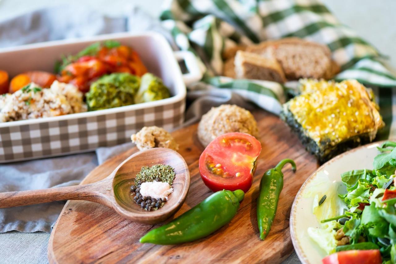 Vita Rama Holistic Hotel And Retreats - Vegan Full Board Obzor Eksteriør billede